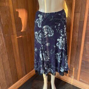 Fuzzi skirt size small. Vintage